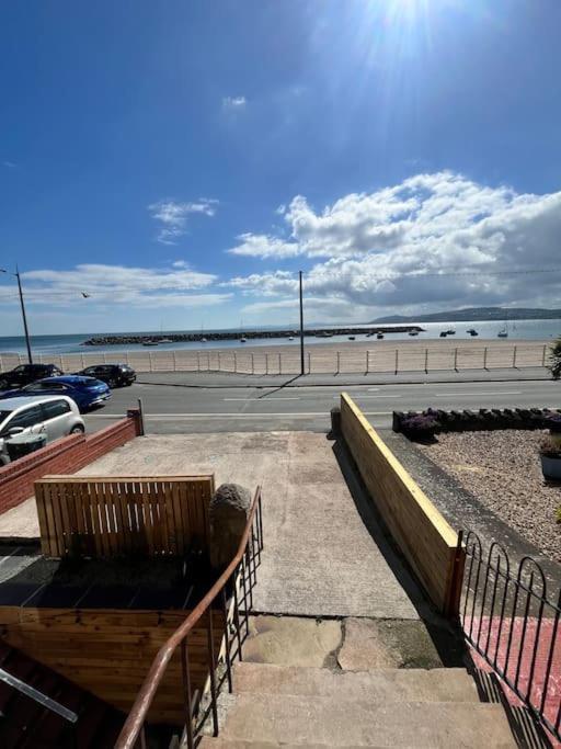 Stunning 2 Bedroom Ground Floor Sea View Apartment Rhôs-on-Sea Zewnętrze zdjęcie