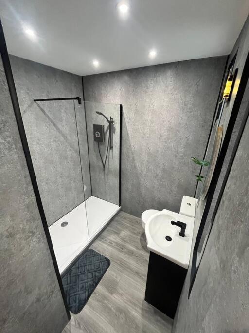 Stunning 2 Bedroom Ground Floor Sea View Apartment Rhôs-on-Sea Zewnętrze zdjęcie